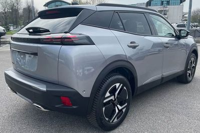 Peugeot 2008 Allure e-DCS 1.2 mHEV
