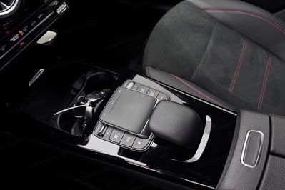 Mercedes CLA Shooting Brake 200 AMG Line