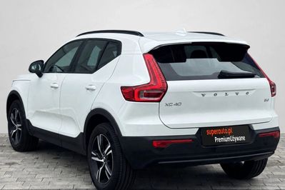 Volvo XC40 B3 Plus Dark