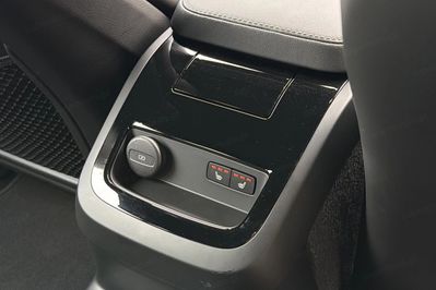 Volvo V60 T6 AWD Plug-In Hybrid Plus Bright aut