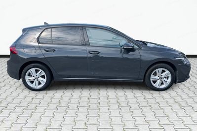 Volkswagen Golf eTSI Life DSG