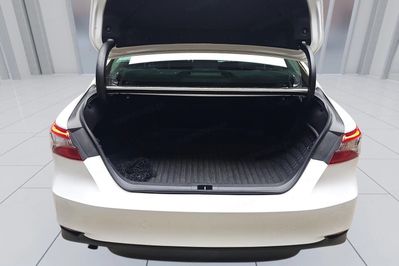 Toyota Camry 2.5 Hybrid Prestige