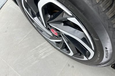 DS DS 7 Performance Line+ 1.6 E-Tense PHEV EAT