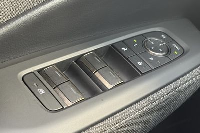 Lexus LBX Hybrid