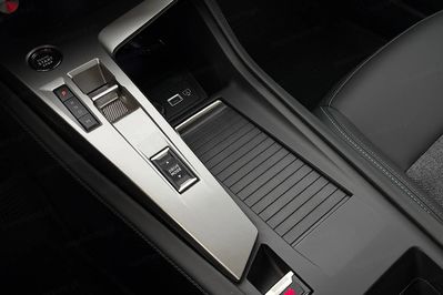 Peugeot 408 Puretech Allure S&S EAT8