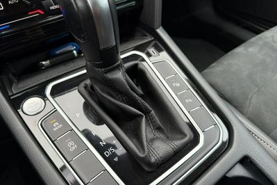 Volkswagen Passat TDI SCR 4Mot. DSG