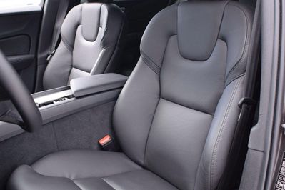 Volvo V60 B4 B Plus Dark aut