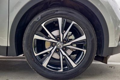 Toyota C-HR 2.0 Hybrid  Style