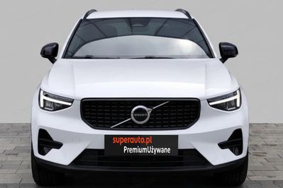 Volvo XC40 B4 B Plus Dark
