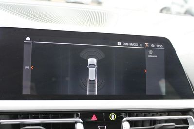 BMW Seria 3 318i aut