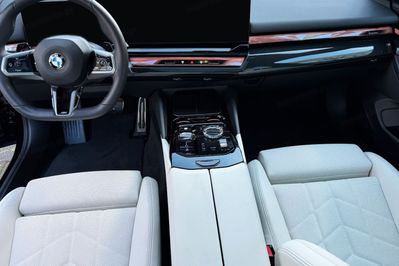 BMW Seria 5 520i M Sport