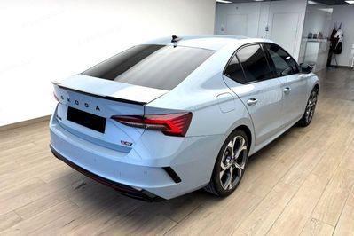 Skoda Octavia RS 2.0 TSI DSG