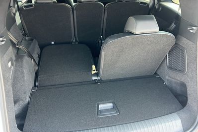 Peugeot 5008 GT 1.2 mHEV e-DCS6