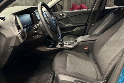 BMW Seria 1 118i Advantage