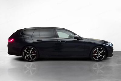 BMW Seria 5 540d xDrive mHEV M Sport aut