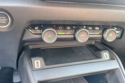 Citroen C4 EV136.50KWH Shine