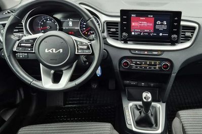 Kia Ceed Ceed 1.5 T-GDI mHEV M