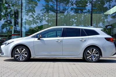 Toyota Corolla 1.8 Hybrid Style