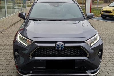 Toyota RAV4 Dynamic 2.5 Hybrid Dynamic Force Plug-in