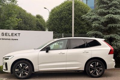 Volvo XC60 B5 B AWD Plus Dark aut
