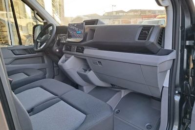 Volkswagen Crafter L4H3 AT8