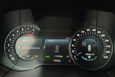 Ford S-MAX Hybrid Titanium CVT