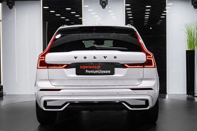 Volvo XC60 B4 B Plus Dark aut