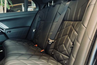 BMW Seria 7 740d xDrive Nero Lusso Edition