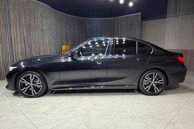 BMW Seria 3 330i xDrive M Sport