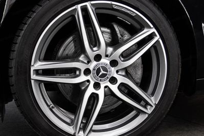 Mercedes E Klasa 220 d 4-Matic AMG