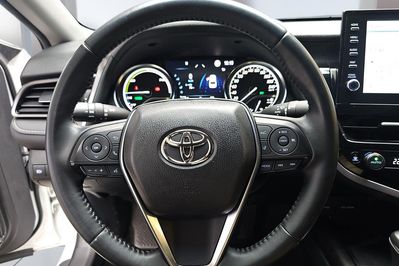 Toyota Camry Hybrid Prestige CVT