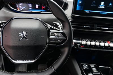 Peugeot 5008 1.5 BlueHDi Allure Pack S&S EAT8