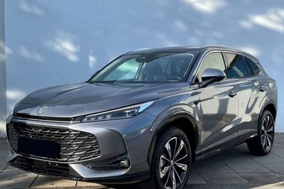 MG HS Exclusive 1.5 AT