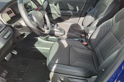 Renault Captur Esprit Alpine 1.8 E-Tech Hybrid AT