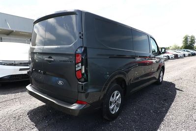 Ford Transit Custom 320 L2H1 Limited A8