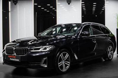 BMW Seria 5 Touring 520d Luxury Line