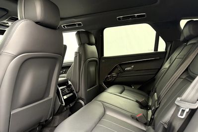 Land Rover Range Rover Sport D300 Dynamic SE