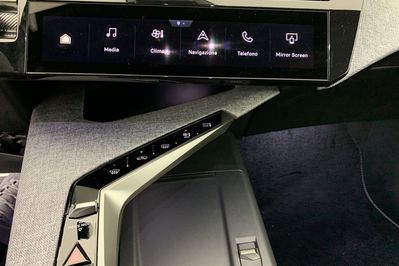 Peugeot 3008 GT 1.2 mHEV e-DCS6