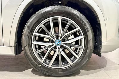 BMW iX1 eDrive20 M Sport