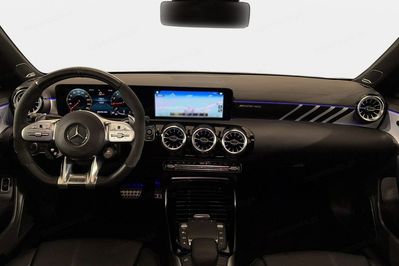 Mercedes CLA AMG CLA 35 mHEV 4-Matic 8G-DCT