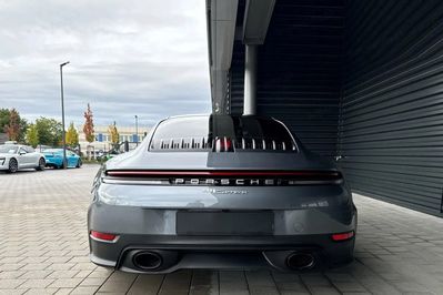 Porsche 911 Carrera