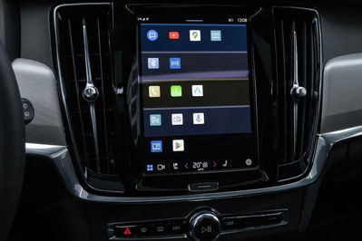 Volvo V90 T6 AWD Plug-In Hybrid Plus Bright