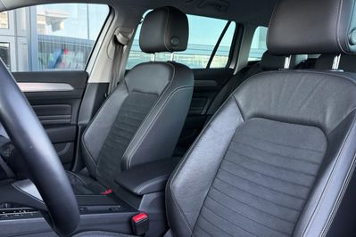 Volkswagen Passat 2.0 TDI Elegance DSG