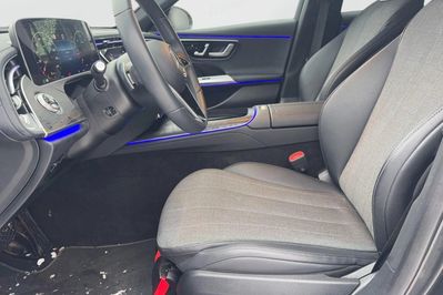 Mercedes E Klasa Kombi 220 d 4MATIC Avantgarde