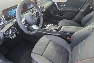 Mercedes Klasa A 220 4MATIC AMG Line