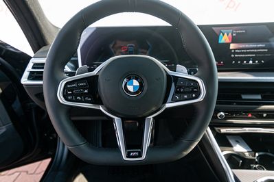 BMW Seria 3 Touring 330i xDrive M Sport