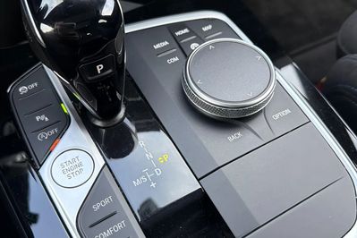 BMW Seria 1 118d M Sport aut