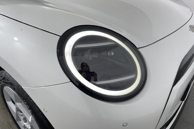 Mini Mini Cooper E Linia Essential