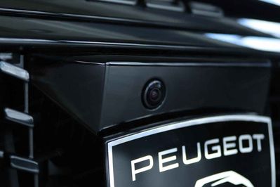 Peugeot 5008 GT Exclusive S&S e-DCS6 1.2 PureTech mHEV
