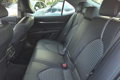 Toyota Camry 2.5 Hybrid Prestige